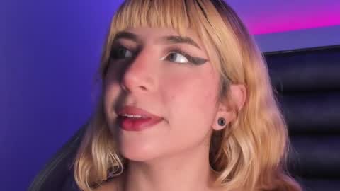 Snapshot of luna__scarlett chatting on March 3, 10:48 pm luna online show from March 3, 10:48 pm