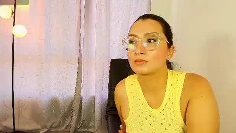 luna__velvet online show from July 10, 4:31 pm