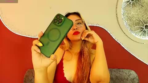 luna__velvet online show from July 28, 1:32 pm