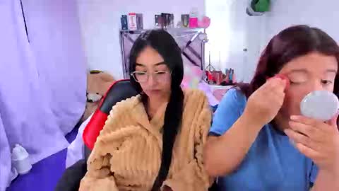 Snapshot of luna_analya chatting on May 21, 12:06 am luna_analya online show from May 21, 12:06 am