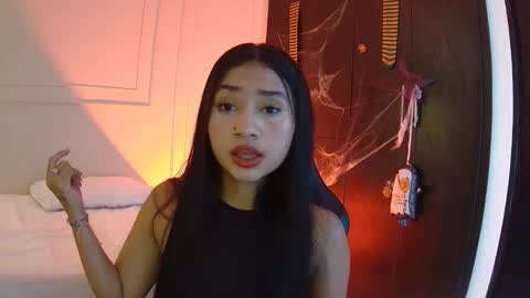 Snapshot of luna_and_banji chatting on October 23, 9:13 pm luna and banji online show from October 23, 9:13 pm