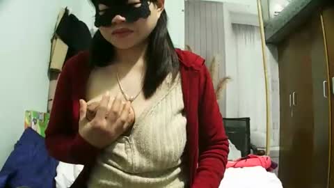 luna_beauty25 online show from January 14, 10:25 pm