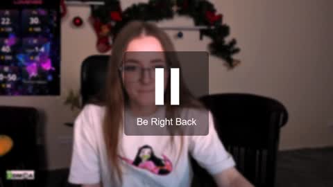 Snapshot of luna_berryy chatting on January 4, 2:25 am luna_berryy online show from January 4, 2:25 am