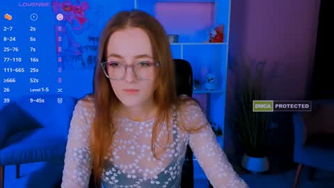 Snapshot of luna_berryy chatting on January 4, 8:16 pm luna_berryy online show from January 4, 8:16 pm