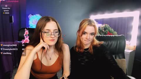 Snapshot of luna_berryy chatting on January 24, 2:18 am luna_berryy online show from January 24, 2:18 am