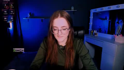Snapshot of luna_berryy chatting on March 11, 5:49 am luna_berryy online show from March 11, 5:49 am