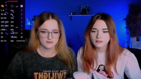 Snapshot of luna_berryy chatting on October 16, 7:48 pm luna_berryy online show from October 16, 7:48 pm