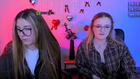 Snapshot of luna_berryy chatting on May 16, 6:50 pm luna_berryy online show from May 16, 6:50 pm