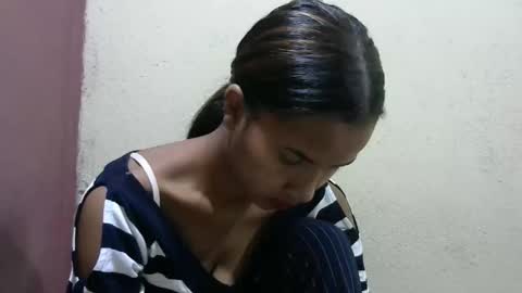 Snapshot of luna_cherry0 chatting on May 12, 4:20 am Laura online show from May 12, 4:20 am