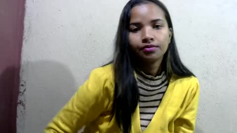Snapshot of luna_cherry0 chatting on June 20, 4:37 am Laura online show from June 20, 4:37 am
