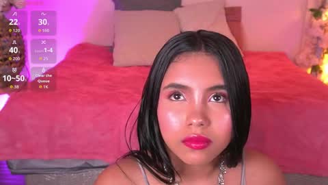 Lunita online show from May 11, 7:22 pm