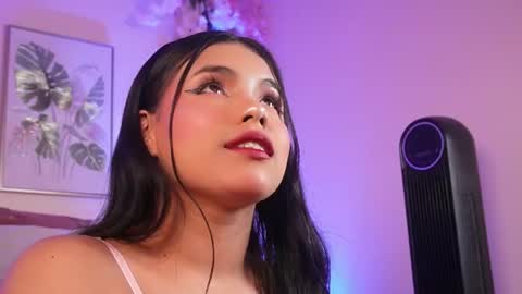 Lunita online show from June 26, 7:40 pm