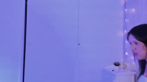 luna_diaz1 online show from March 7, 12:02 pm