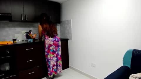 luna  online show from February 15, 8:44 am