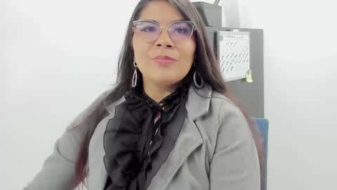 luna  online show from September 15, 11:10 am