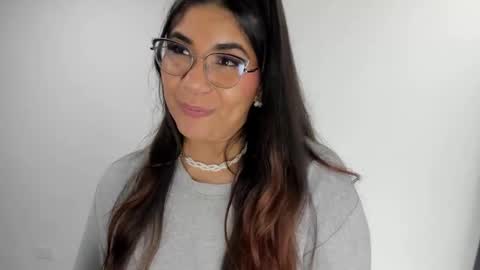 luna  online show from November 16, 11:21 pm