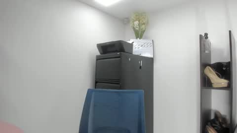 luna  online show from January 12, 11:15 am