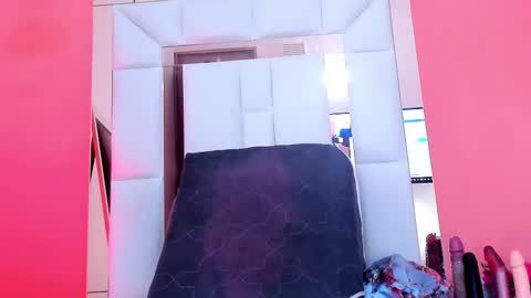 Snapshot of luna_ebony69 chatting on October 26, 12:33 pm Luna online show from October 26, 12:33 pm