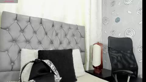 Luna Eva online show from October 25, 12:56 pm