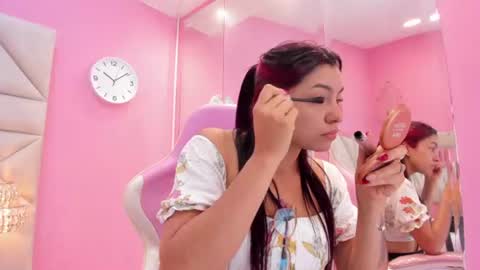 Snapshot of luna_hix chatting on July 2, 12:11 pm luna_hix online show from July 2, 12:11 pm