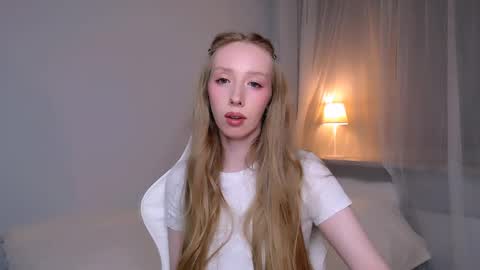 Luna online show from May 25, 10:49 pm