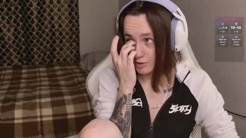 Snapshot of luna_loveeee chatting on October 29, 4:04 am luna_loveeee online show from October 29, 4:04 am