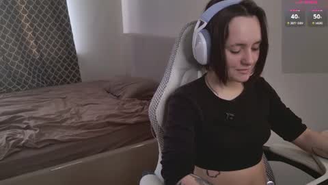 luna_loveeee online show from July 7, 5:54 am