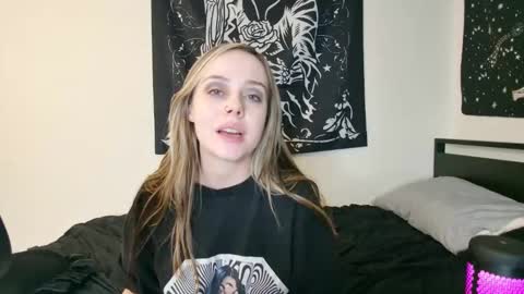 Luna online show from October 23, 4:12 am