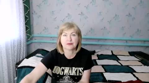 luna_lure11 online show from June 19, 7:45 am
