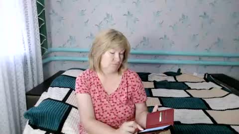 luna_lure11 online show from July 2, 6:41 am