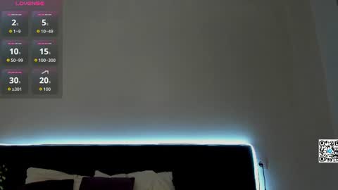 Snapshot of luna_mee chatting on July 27, 1:12 am Adele online show from July 27, 1:12 am