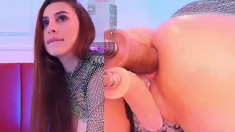     online show from April 30, 11:16 am