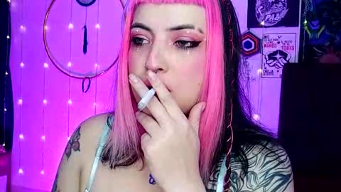 Snapshot of luna_ray420 chatting on February 6, 9:06 pm MISS LUNA online show from February 6, 9:06 pm