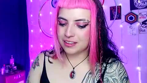 Snapshot of luna_ray420 chatting on February 10, 2:41 am MISS LUNA online show from February 10, 2:41 am