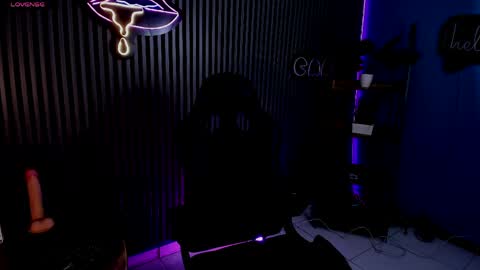 Luna Rosse  online show from April 28, 12:54 pm