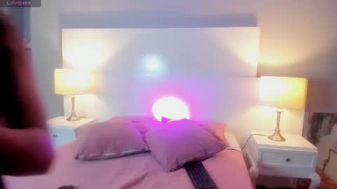 Snapshot of luna_roose1 chatting on June 17, 1:12 pm Luna Rosse online show from June 17, 1:12 pm