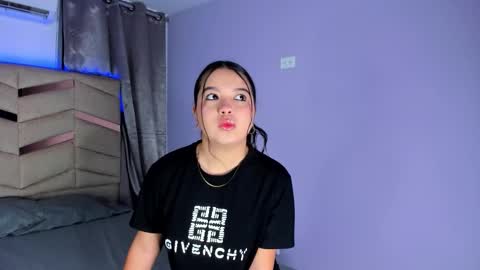 Luna  online show from December 2, 12:21 pm