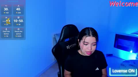 Luna  online show from January 8, 7:16 pm