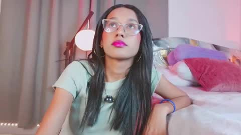 luna_valen online show from November 21, 8:18 pm