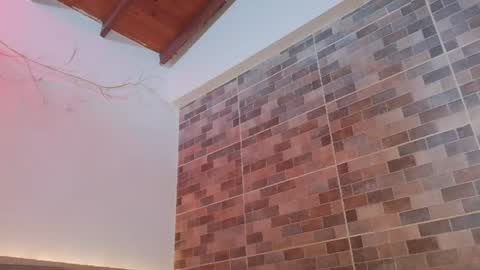 luna_valen online show from June 13, 4:32 am