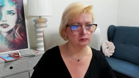 Snapshot of luna_xfantasy chatting on May 8, 6:41 am L u n a online show from May 8, 6:41 am