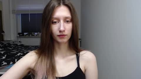 Snapshot of luna_xsensual chatting on February 2, 6:34 am L U N A online show from February 2, 6:34 am