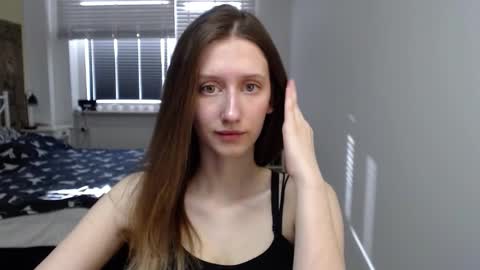 Snapshot of luna_xsensual chatting on March 4, 6:52 am L U N A online show from March 4, 6:52 am