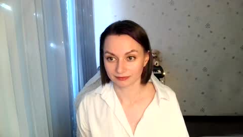 Snapshot of lunaa_bluee chatting on June 13, 5:11 pm lunaa_bluee online show from June 13, 5:11 pm