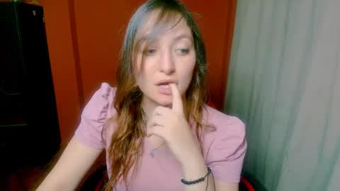 Snapshot of lunaa_m_ chatting on January 18, 11:52 pm lunaa_m_ online show from January 18, 11:52 pm