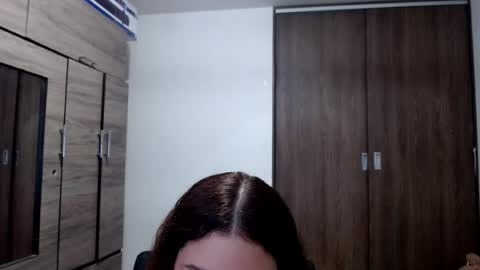 lunaa_sub online show from July 9, 7:40 pm