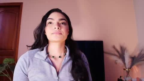 Snapshot of lunaaspen chatting on May 7, 6:13 pm Luna Aspen online show from May 7, 6:13 pm