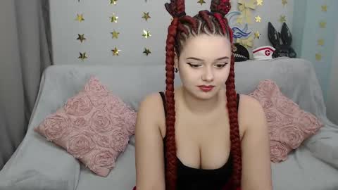 Snapshot of lunablueb chatting on March 1, 5:53 am Luna online show from March 1, 5:53 am