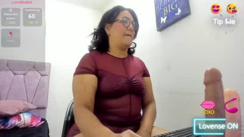 lunabrillante1972 online show from June 15, 12:35 am