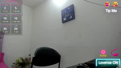 lunabrillante1972 online show from June 23, 7:17 am